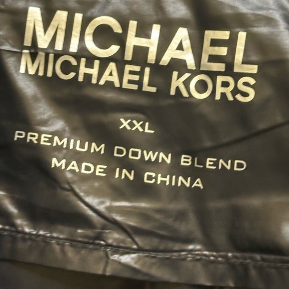 Michael Kors Women's Black Puffer Jacket - Picture 5 of 6